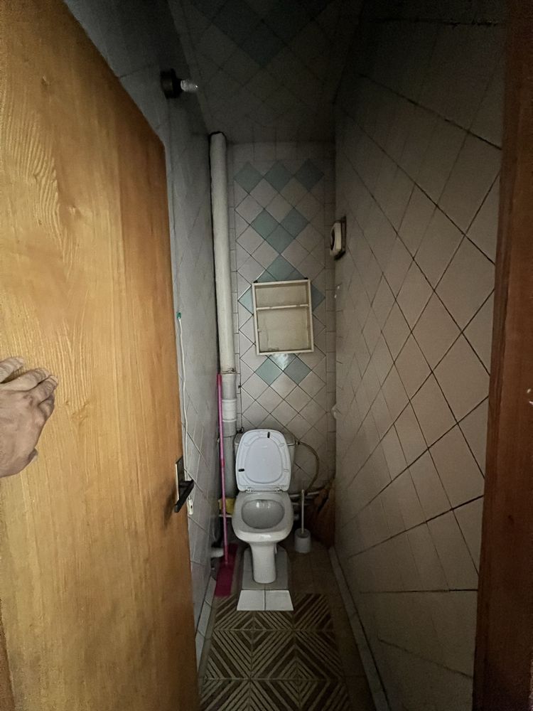 Продаётся квартира 2х комната на Дружба народов