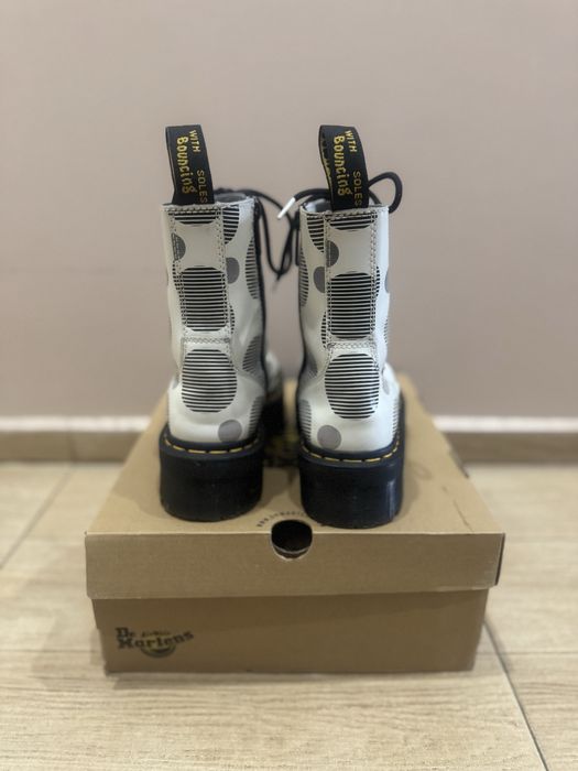 Дамски боти/кубинки Dr.Martens