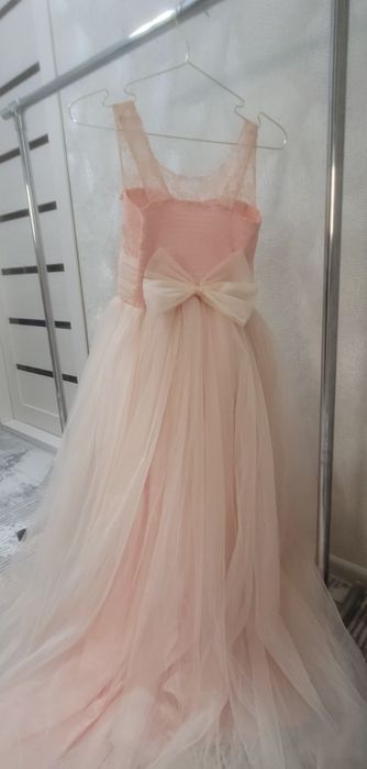 Продам вечерние длинные платье