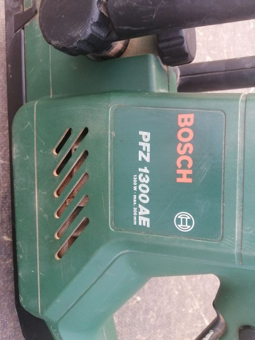 Трион Bosch за рязане на тухли