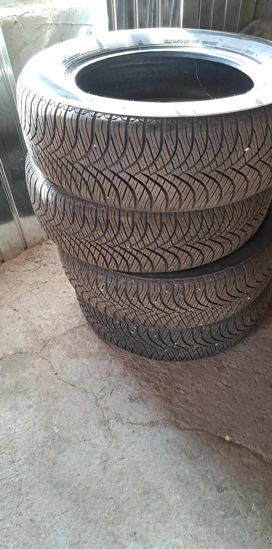 Anvelope M+S 225/65R17