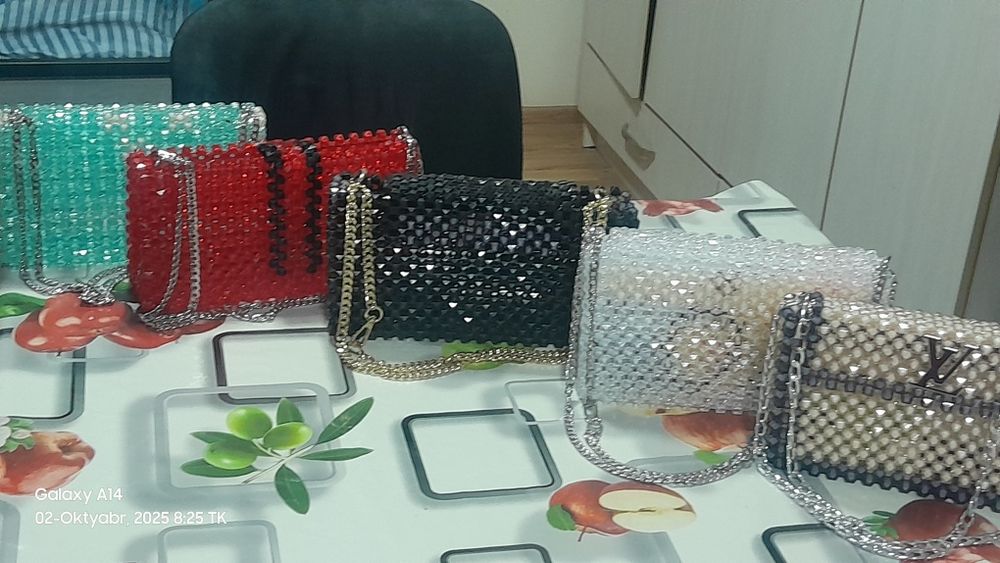 Qo‘lda to‘qilgan sumka