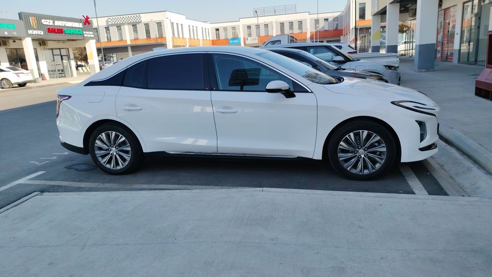 HongQm5 электромобили.