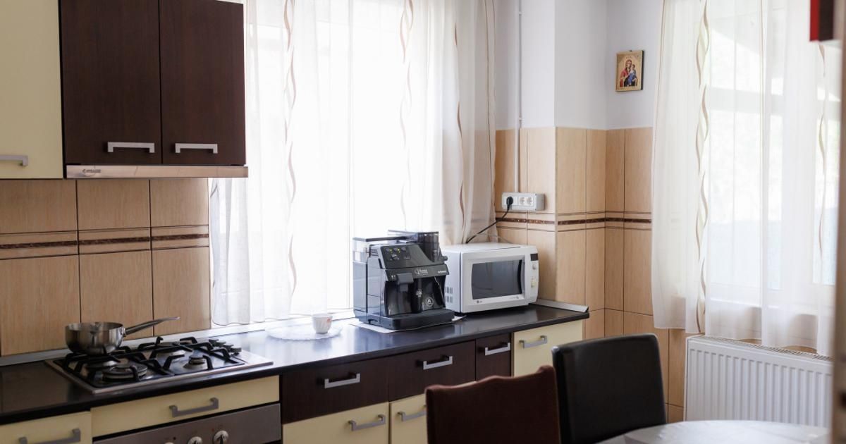 Vand pensiune in localitatea Corbeni de Arges