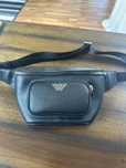Borseta Emporio Armani nepurtata