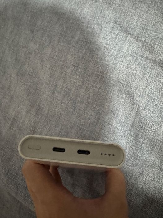 Повербанк в отличном состоянии почти новый почти не пользовались