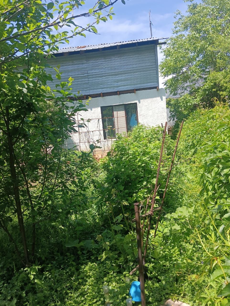 Продаётся дача .