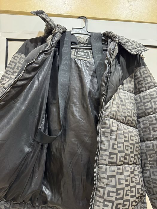 Дамско зимно яке Guess