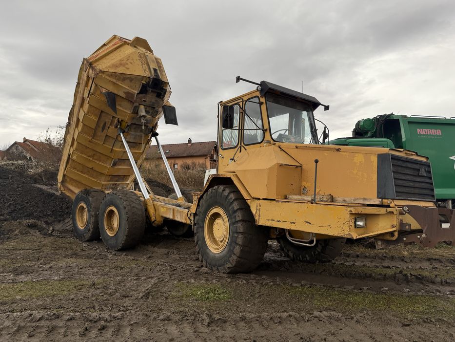 De vanzare Dumper Moxy 6225B 6x6 .
