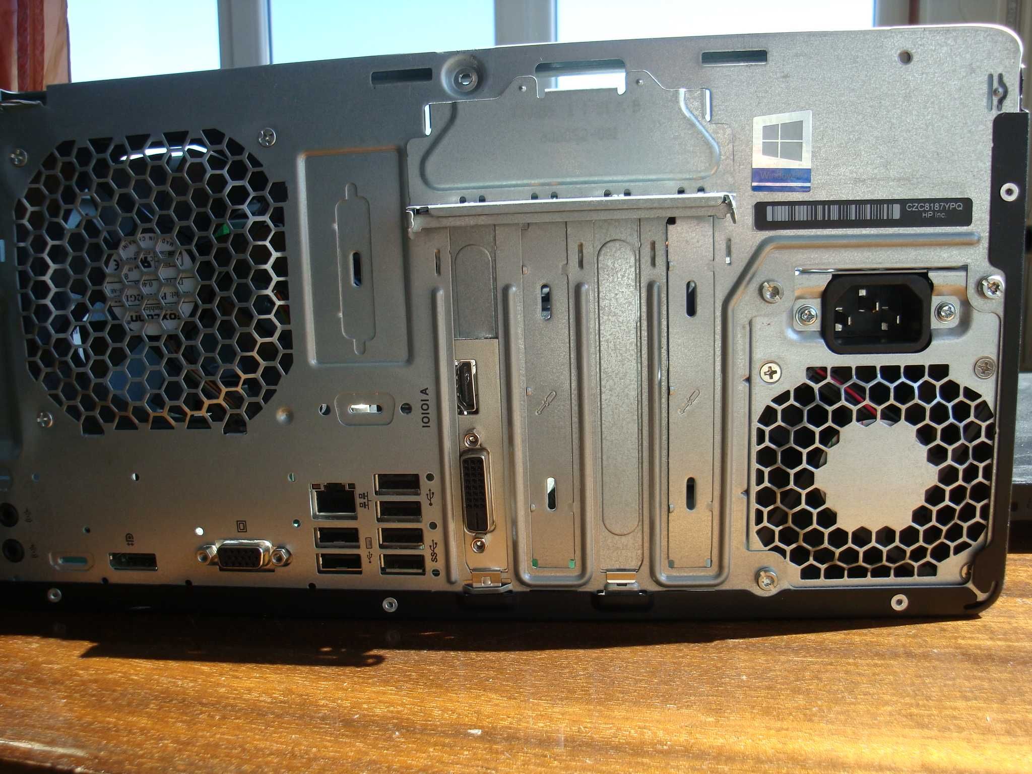 компютър HP ProDesk 400 G4 MT
