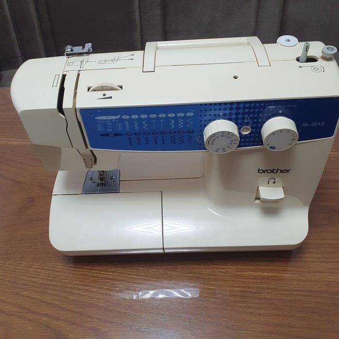 Masini de cusut.