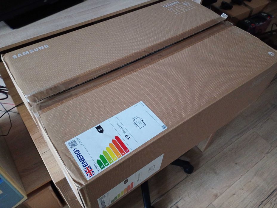 Монитор SAMSUNG ODYSSEY 27 inch