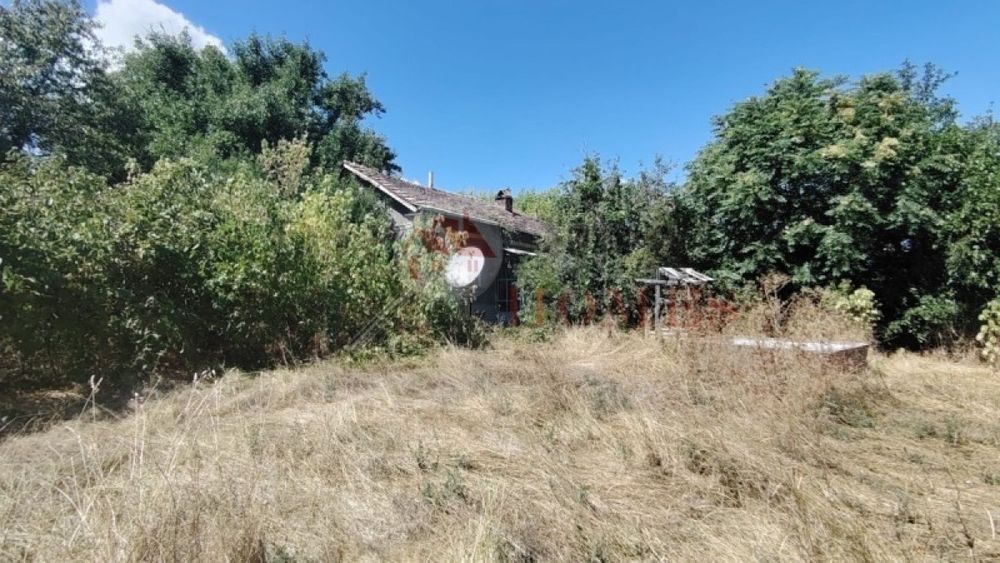 Продажба Къща гр. Павликени - с. Долна Липница 70m²