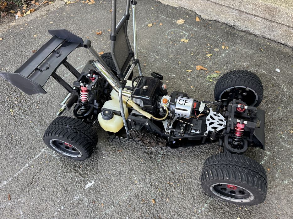 Automodel benzina  1/6 Reely carbon fighter 3