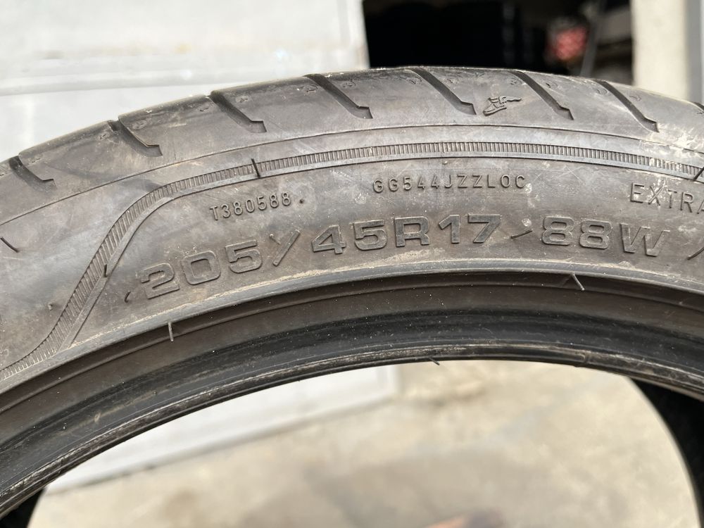 2 бр. летни гуми 205/45/17 GoodYear RSC 5+ mm DOT 2719