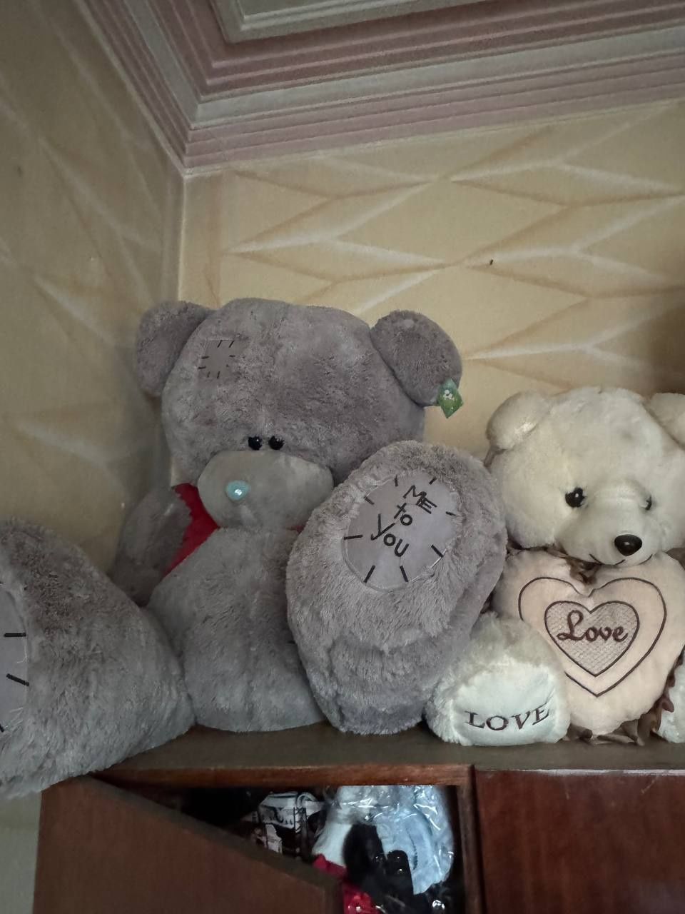 Teddy ayiqlar sotiladi 500.000 so'mdan holati yaxshi