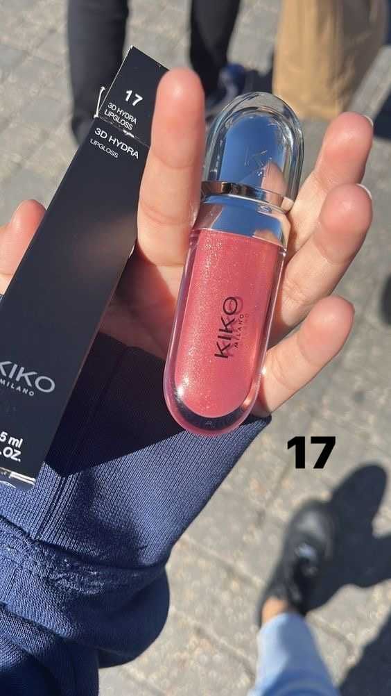 Продавам гланцове Kiko Milano