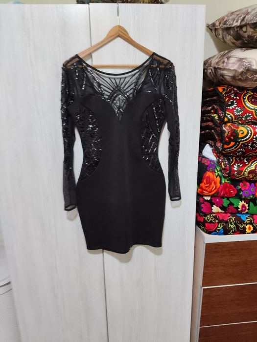 Вечерний платье очень хороший качестве