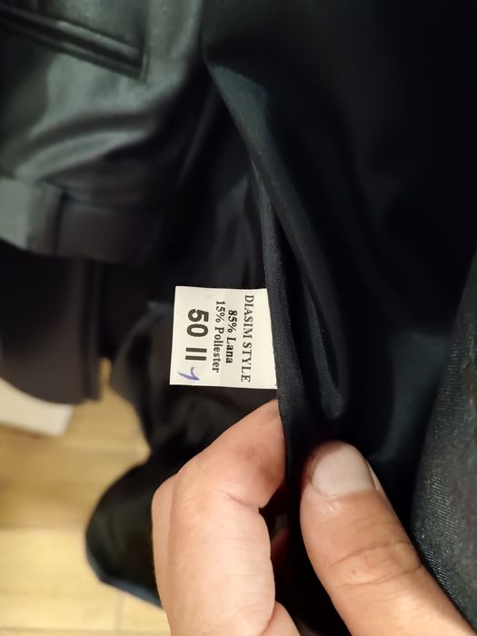Costum barbatesc