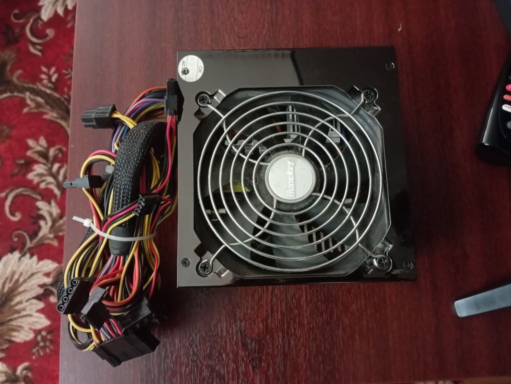 Блок питания HuntKey 500W