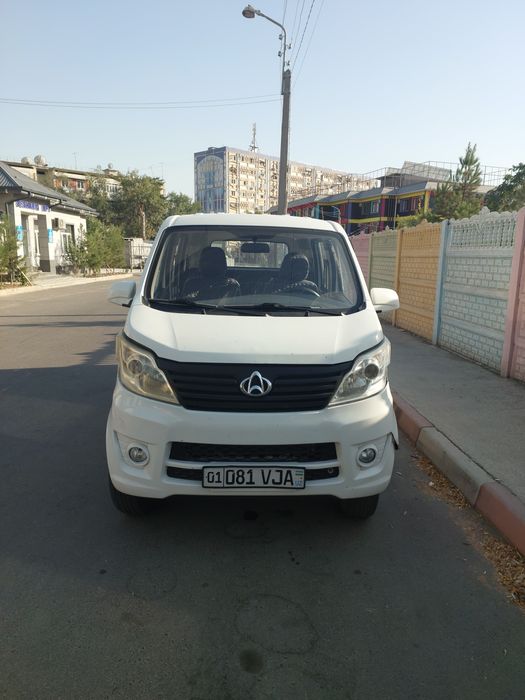 Changan gruzavoy pikab