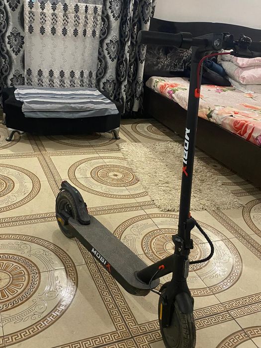 Vînd trotineta electrica mobix sau schimb cu atv