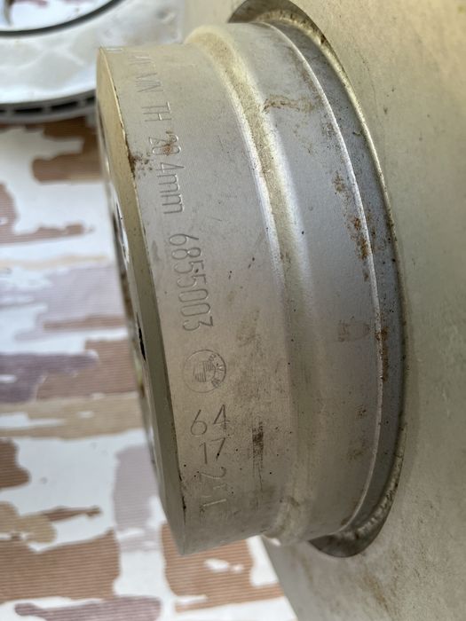 Discuri frana spate 135i