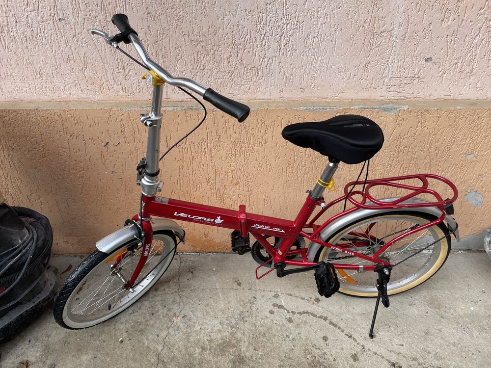 Vand bicicleta pliabila Velors  in stare foarte buna