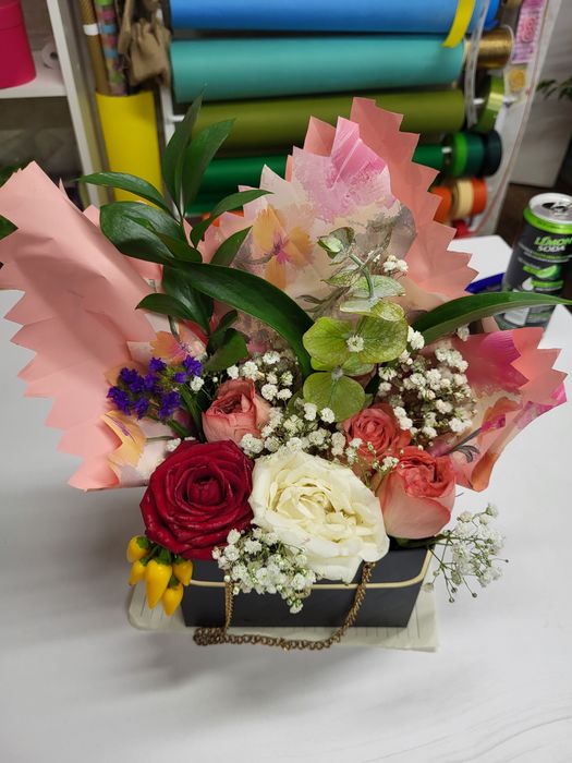 Цветя онлайн  или на място  -ул.Кричим 20