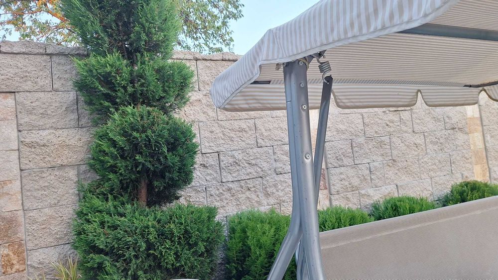 Огради от бетонови тухли блокчета имитиращи дялан камък