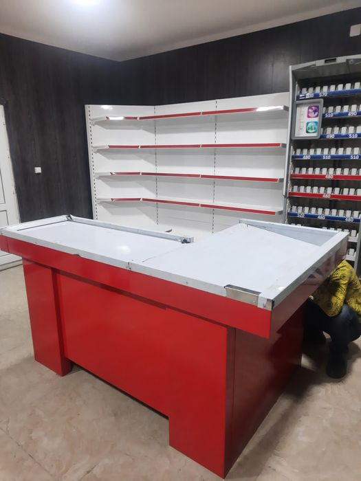 Стелажи полки витрины оборудования,прилавки хлебная корзина для специи