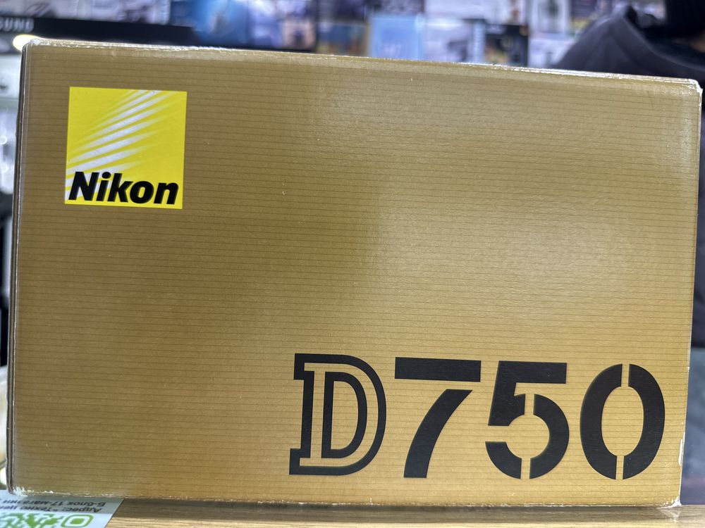Nikon D750  BODY