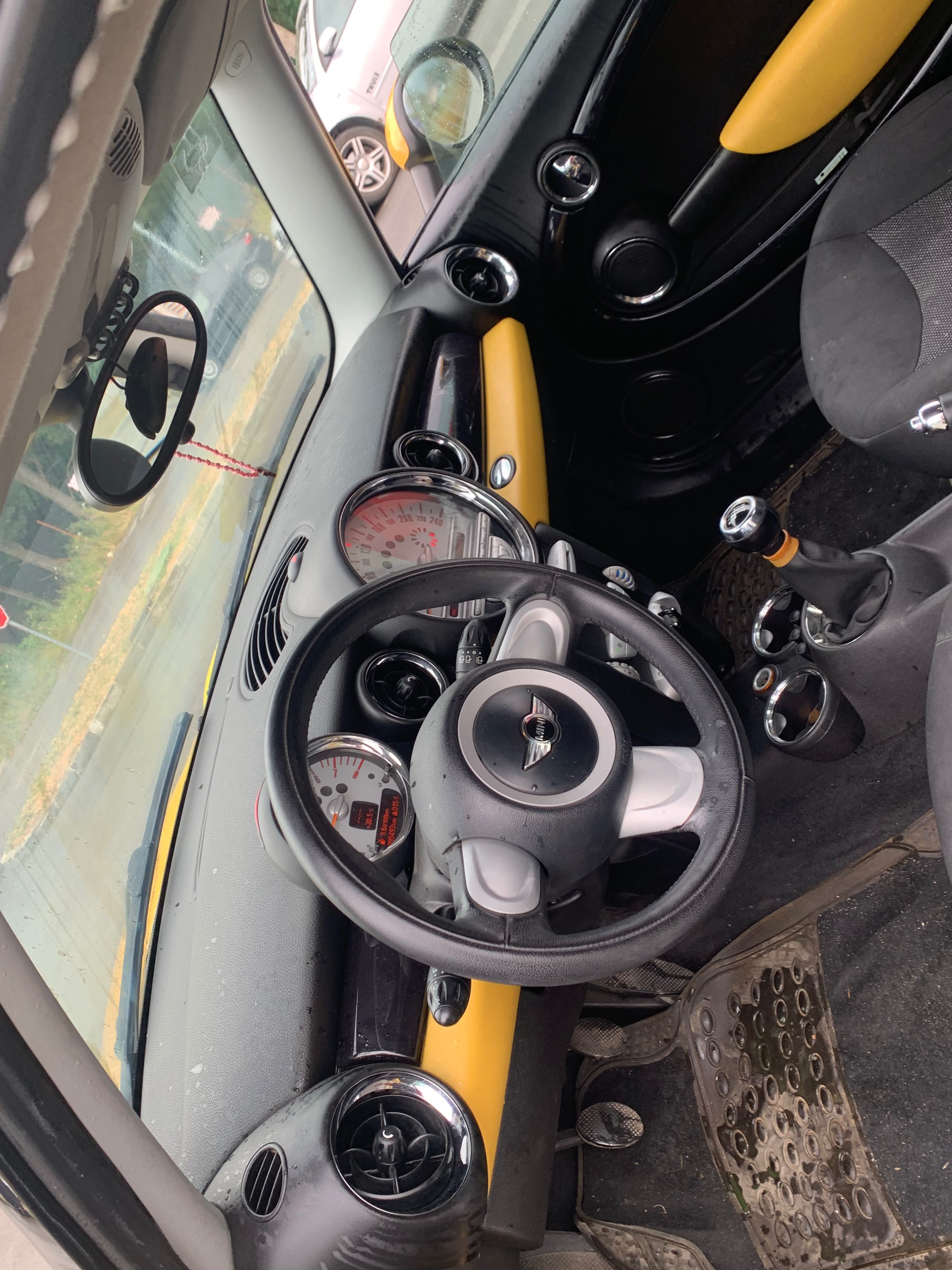 Mini Cooper 1.4i 2008г 6 скорости
