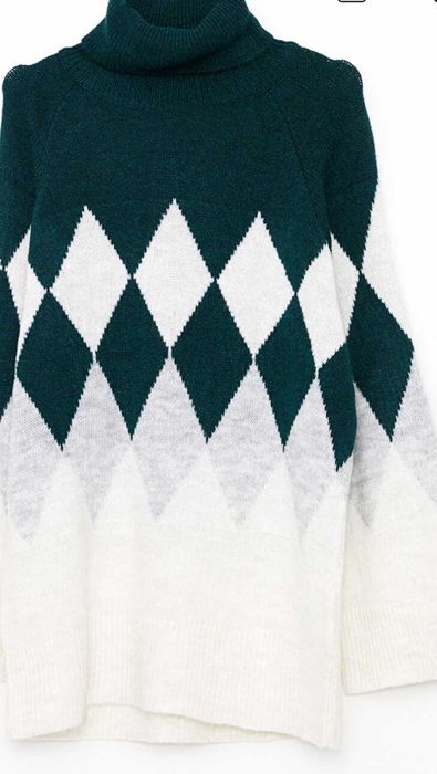 Pulover - Livrarea 5 lei - Nou - cu eticheta