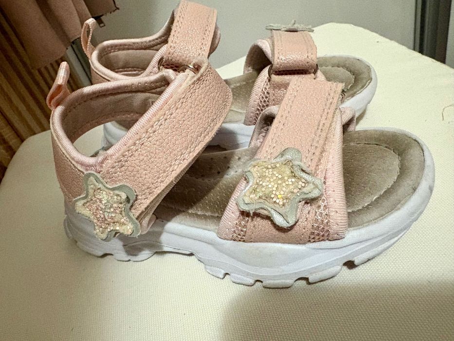 Детски сандали размер 25