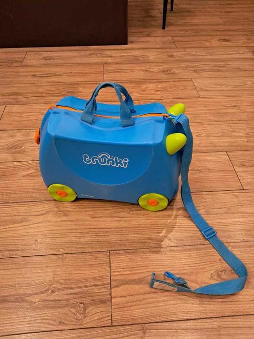 Trunki детский чемодан на колесах