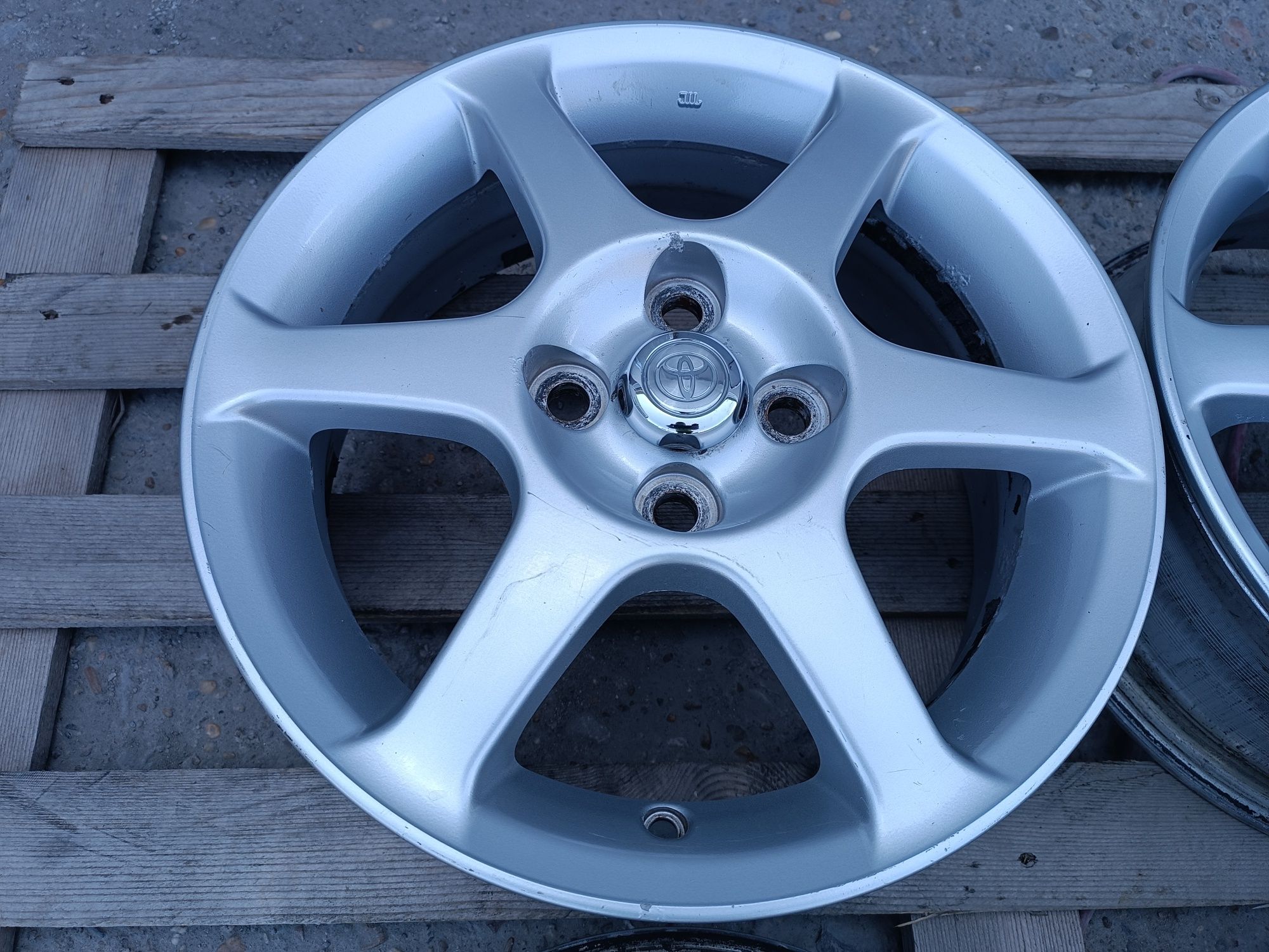 Лети джанти 15ки 4х100 Toyota