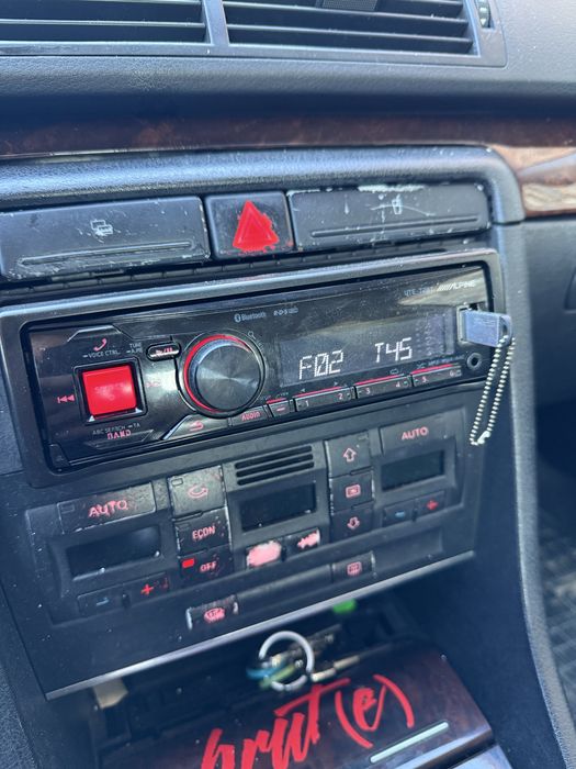 Сиди Alpine UTE-72BT Bluetooth