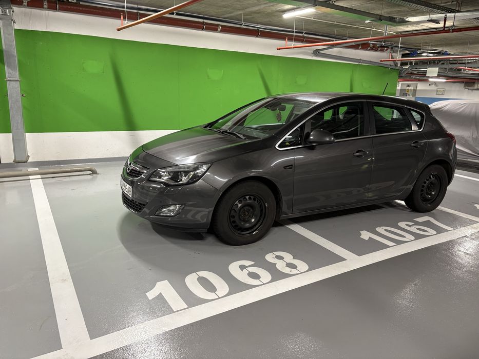 Opel astra j benzina 1,4 turbo distributie pe lant anvelope iarna vara