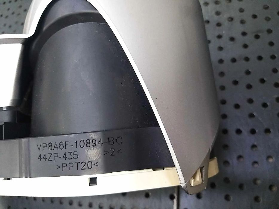 Ceasuri bord benzina ford fiesta 6 cb1 ccn vp8a6f10894bc