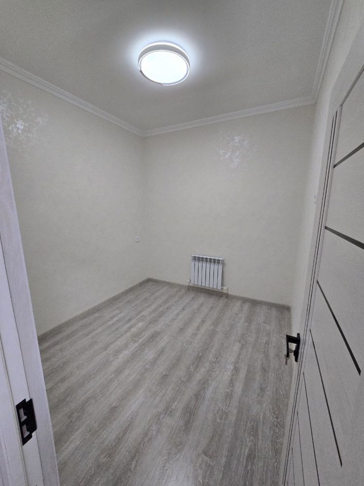 Yashnabod rayon Kadeshva , Novastroyka Azia House
