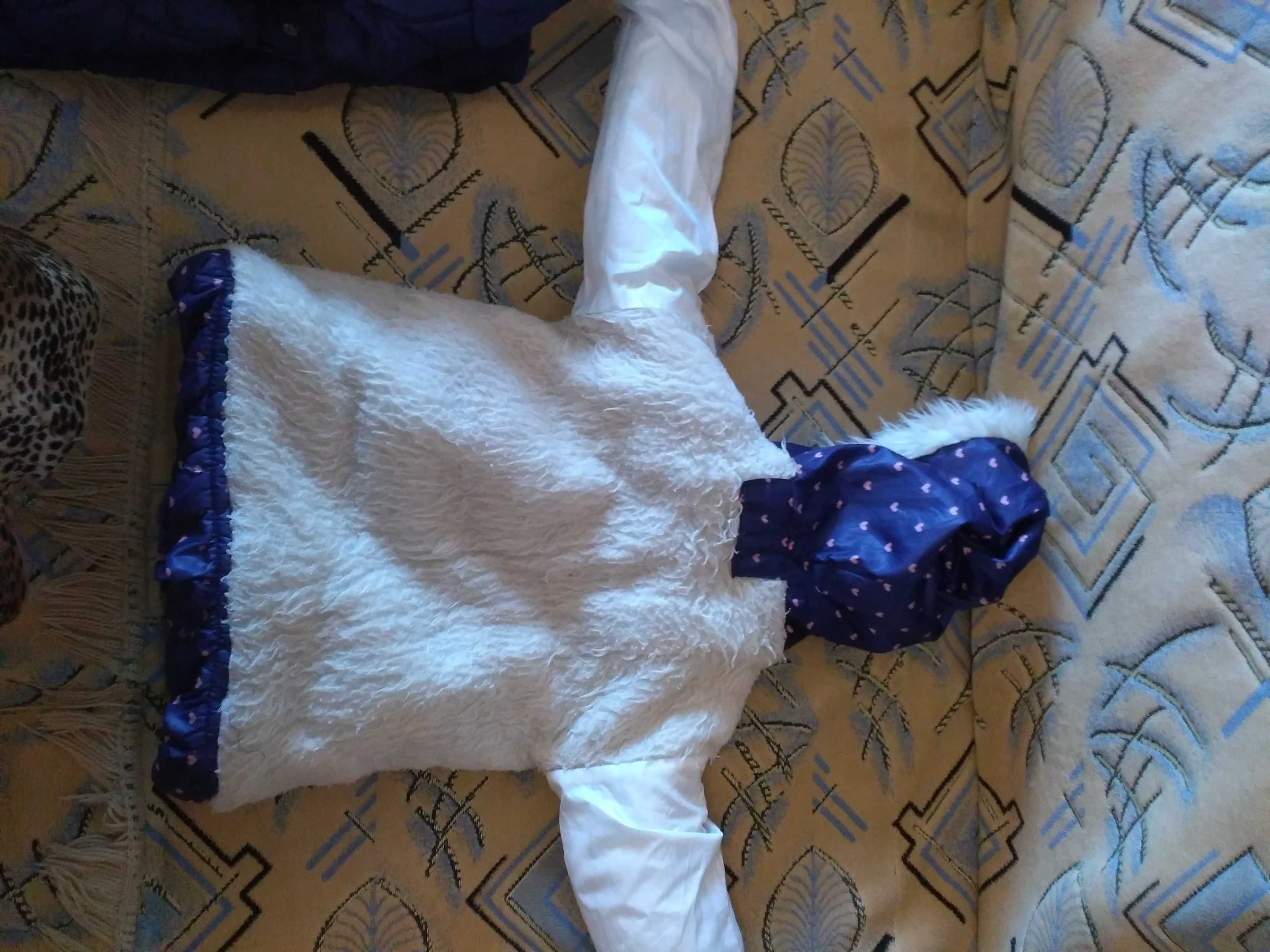 Продам детскую зимнюю куртку.