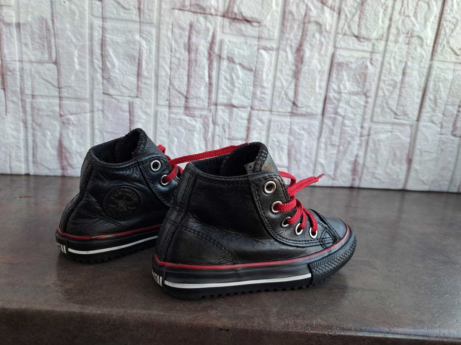 детски кецове,гуменки,спортни обувки,маратонки,Converse,22,за момче