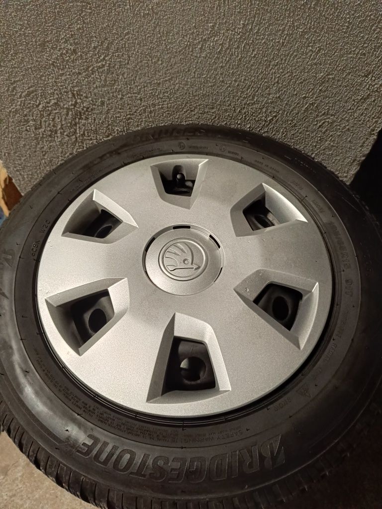 Джанти с гуми 195 65 R 15 5x112