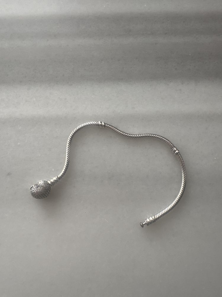 bratara pandora