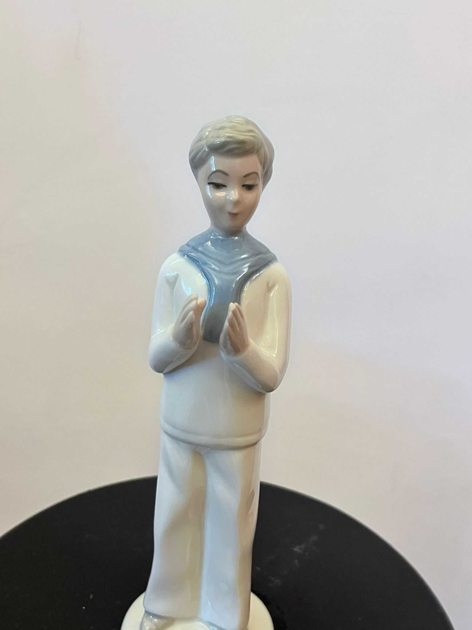 Bibelou bibelouri statueta Spania Portelan vechi TENGRA marcat