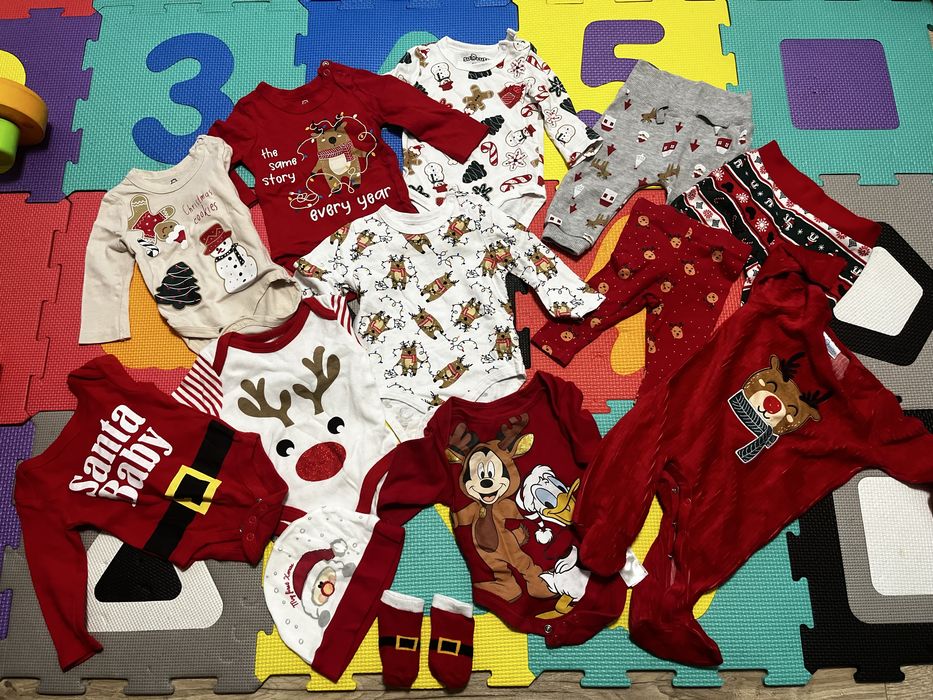 Lot hainute bebelusi Craciun