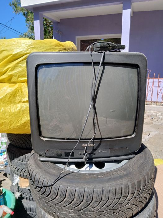 Телевизори се подаряват