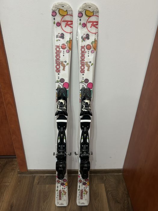 Schiuri pentru fete marime 130 cm noi/nefolosite