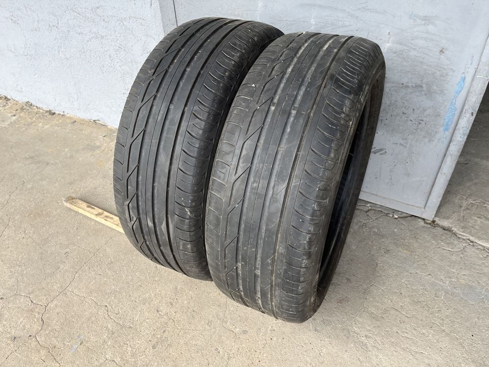 2 бр. летни гуми 225/50/18 Bridgestone RSC DOT 2017 5 mm